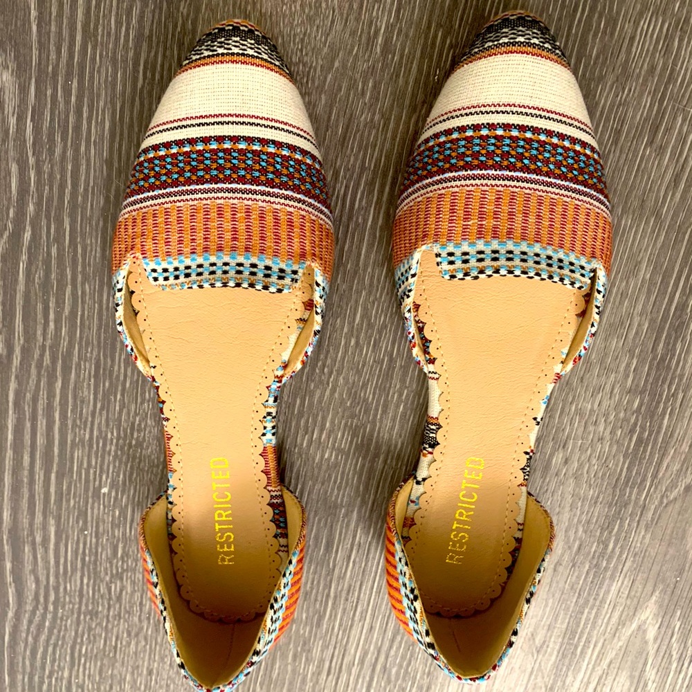 Ballet flats